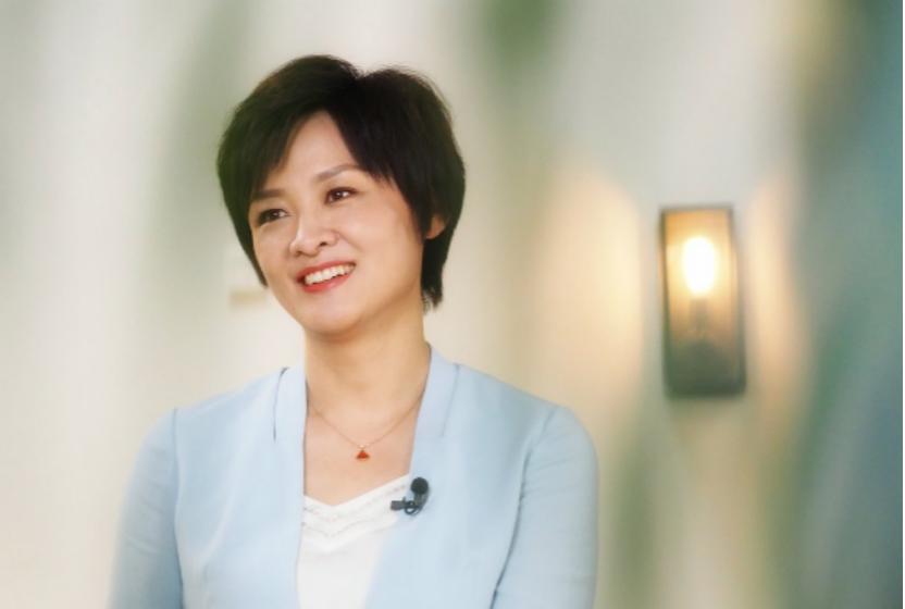 李小萌科技魅力揭秘，智能体验引领生活新潮流